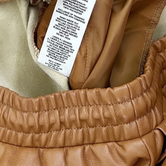 NWT Avec Les Filles Faux Leather Fleece Line Jogger Pants in Cognac Beige - Picture 8 of 8